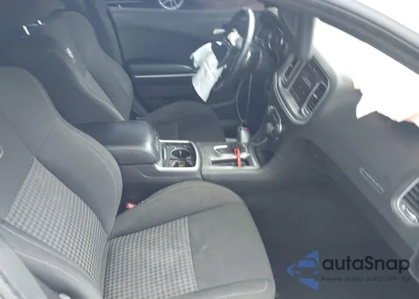 2019 Dodge Charger Scat Pack Rwd z USA, uszkodzony, nr VIN 2C3CDXGJ7KH646745